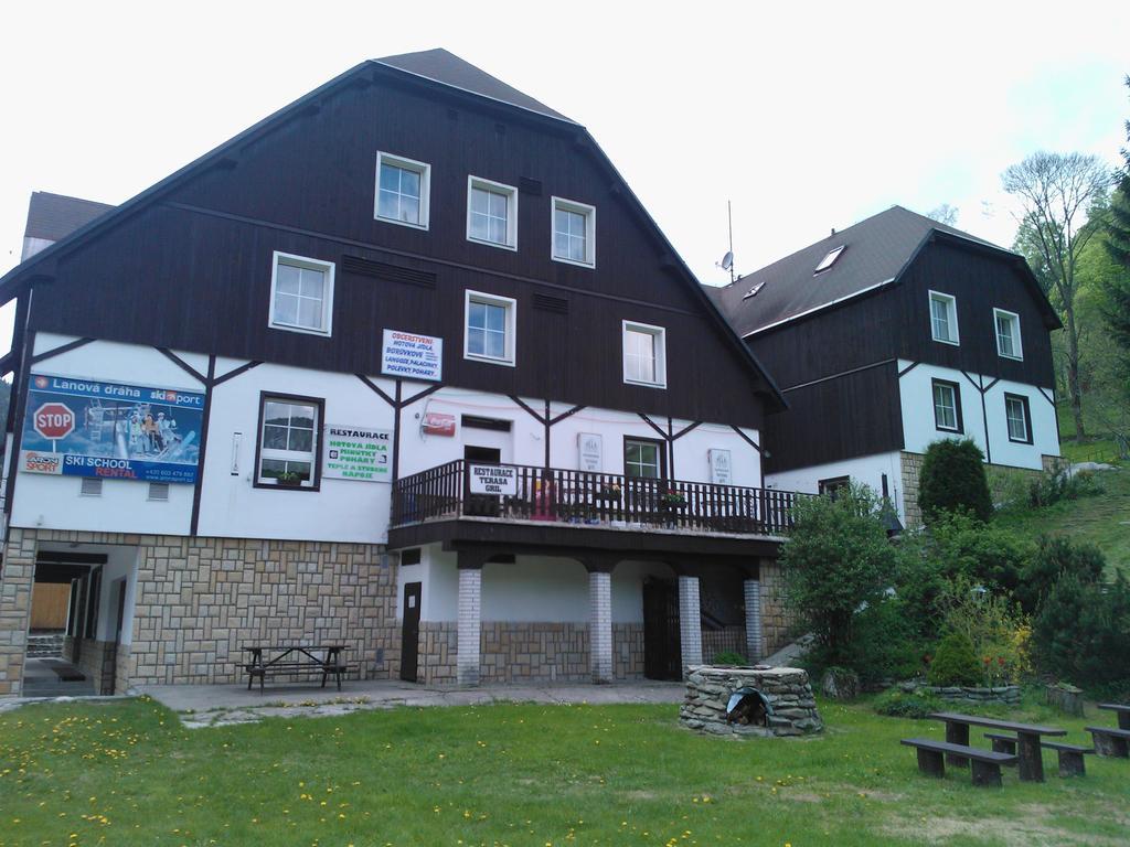 Hotel Hela Pec pod Sněžkou Exterior foto