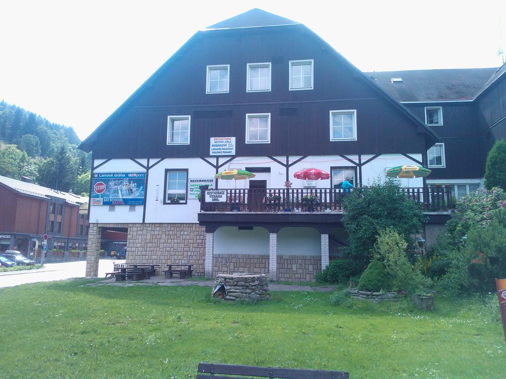 Hotel Hela Pec pod Sněžkou Exterior foto
