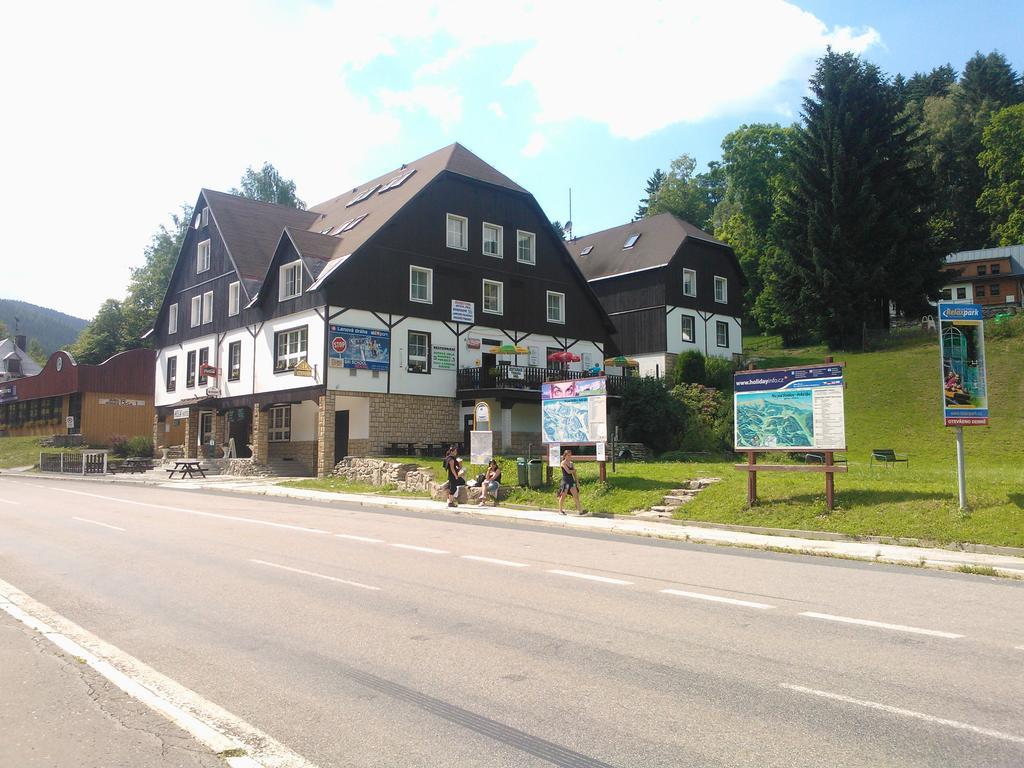Hotel Hela Pec pod Sněžkou Exterior foto
